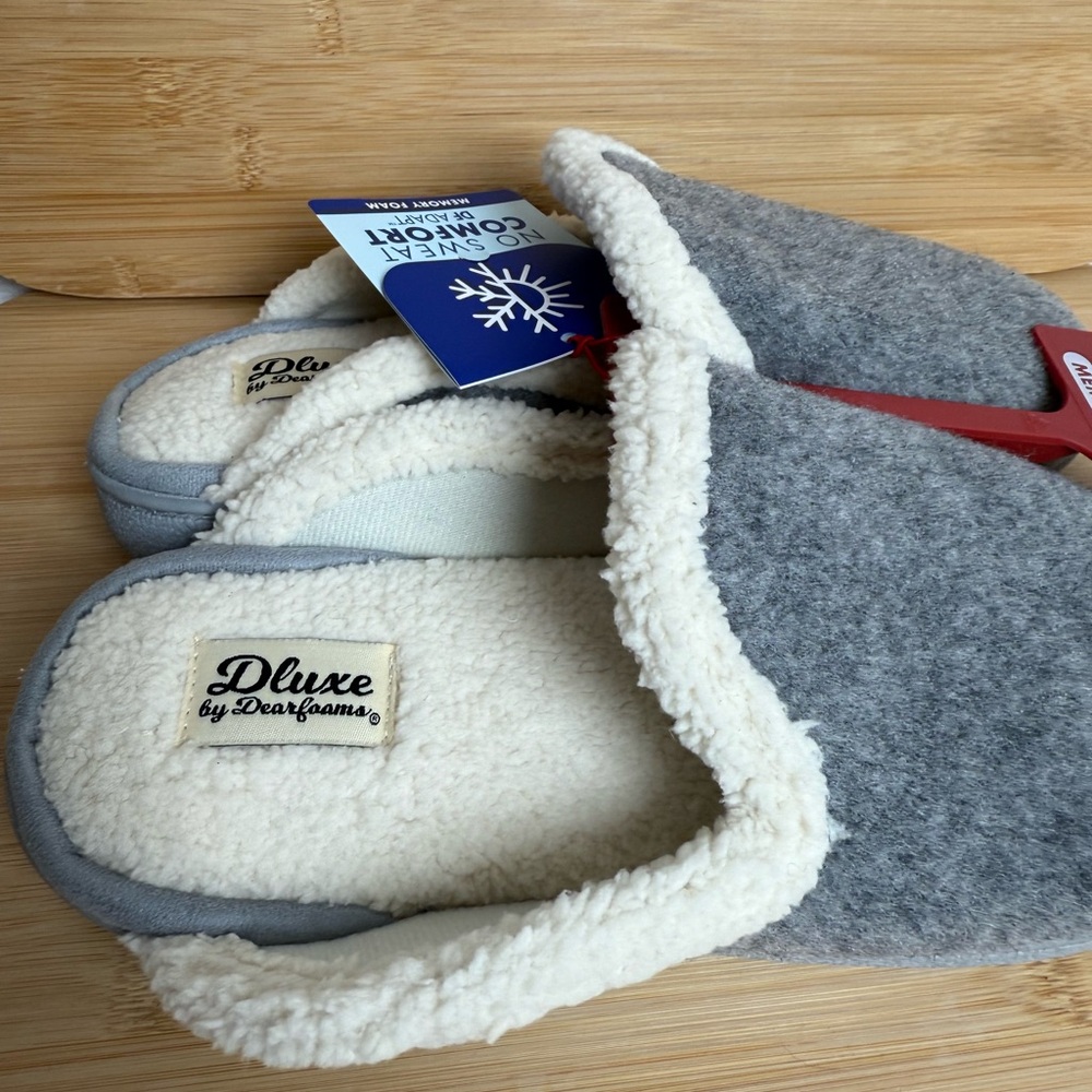 DLuxe Dearfoams Slippers Women’s 9 10 L | No Sweat Comfort Adapt Gray Sherpa - Picture 3 of 5
